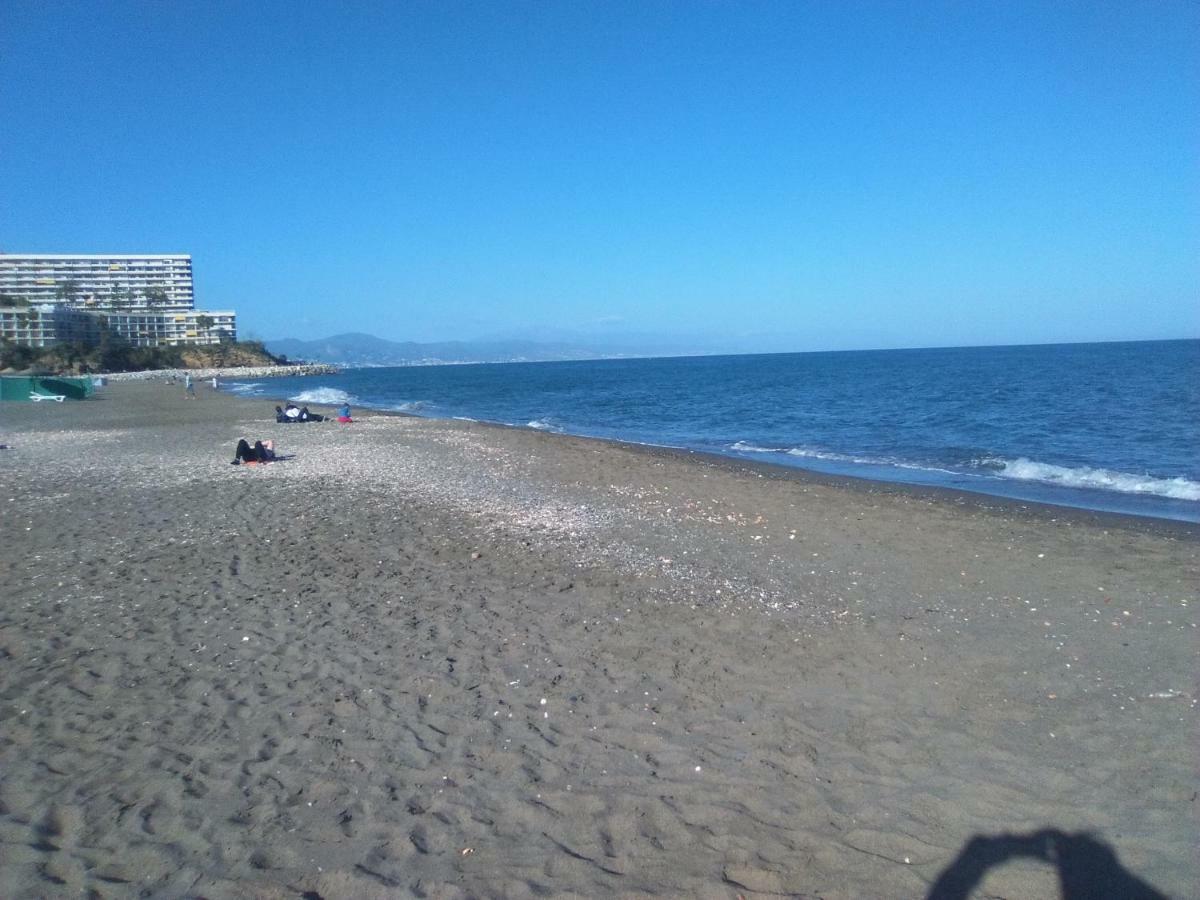 Apartamento Carihuela Playa Lejlighed Torremolinos Eksteriør billede