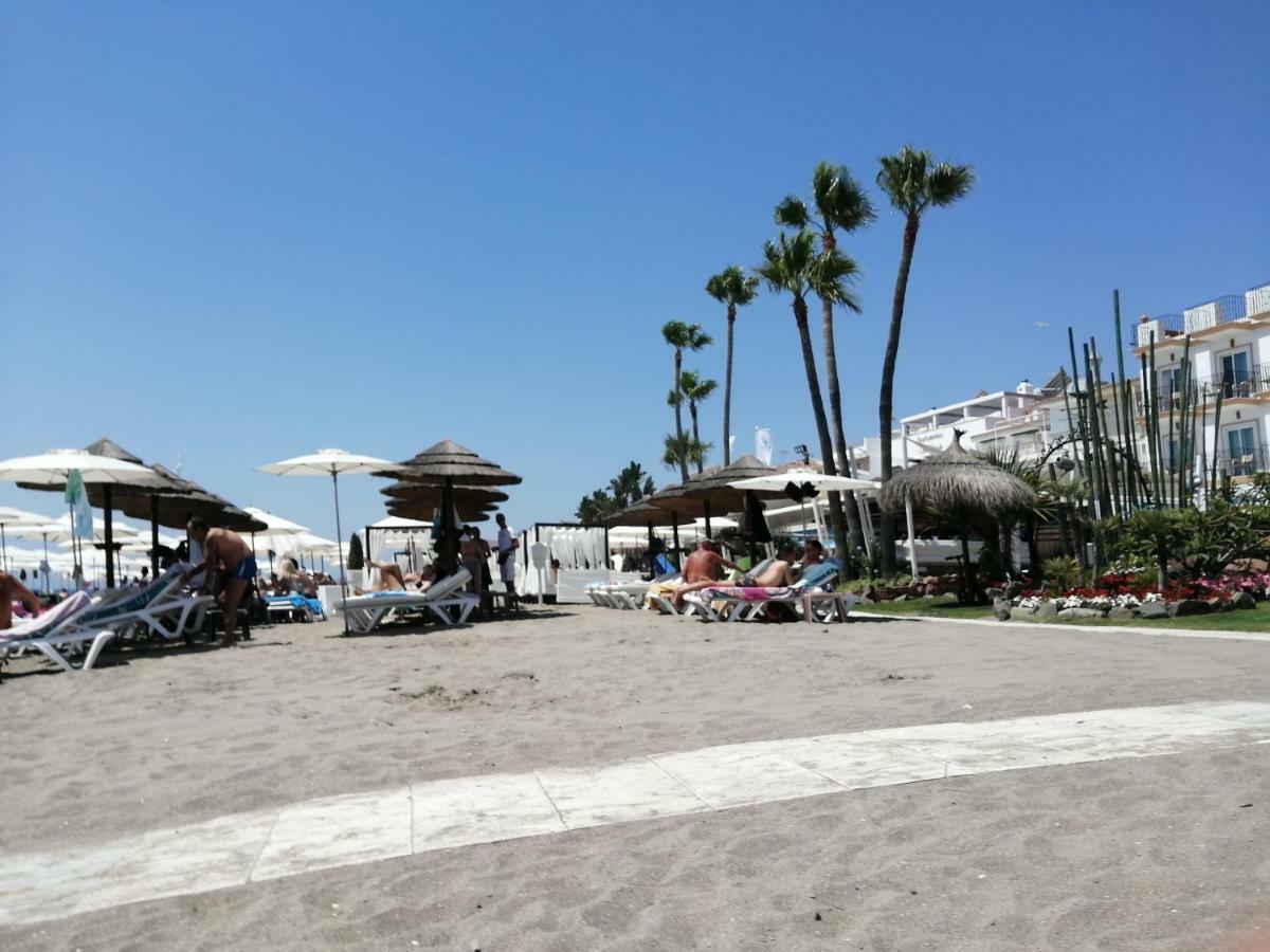 Apartamento Carihuela Playa Lejlighed Torremolinos Eksteriør billede